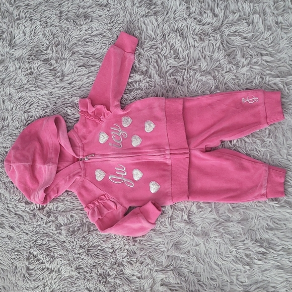 Juicy Couture Pink Baby Girl Outfit - Picture 2 of 7